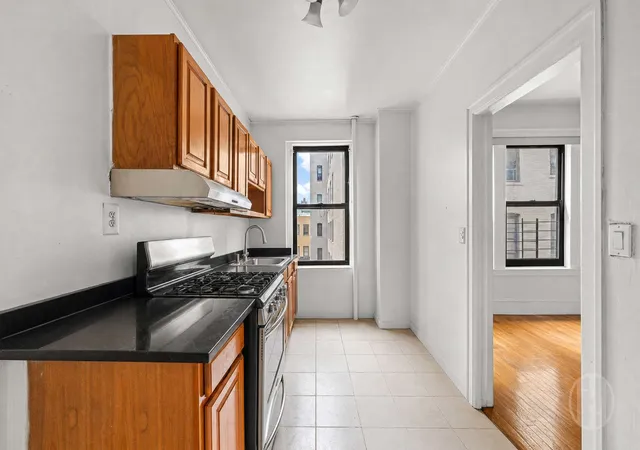 Photo 4 of House for sale at 47 Fort Washington Ave #43, New York, NY 10032 | MLS# RLS20092987 | Listing updated on 2026-05-23