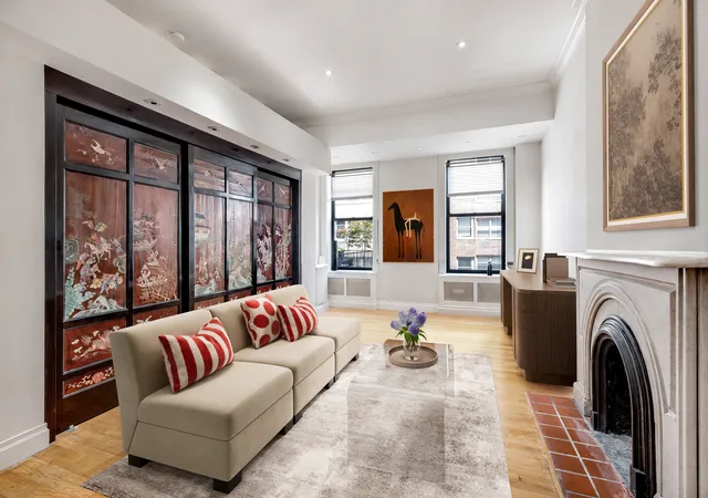 Photo 1 of Townhouse for sale at 48 Gramercy Park N #4B, New York, NY 10010 | MLS# RLS20093004 | Listing updated on 2026-05-27