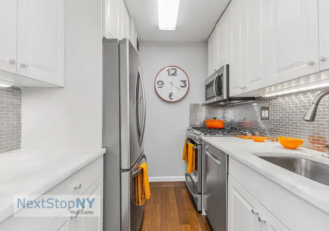 3rd image of 245 E 54Th St #17A, New York, NY 10022 | MLS# RLS20093117