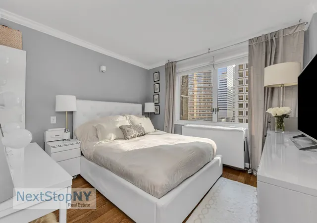 5th image of 245 E 54Th St #17A, New York, NY 10022 | MLS# RLS20093117