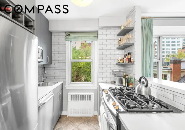 Photo 3 of Sale Pending at 2 Charlton St #5A, New York, NY 10014 | MLS# RLS20093140 | Listing updated on 2026-07-10