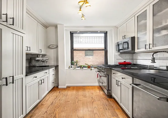 Photo 3 of Sale Pending at 111 W 94th Street #1A, New York, NY 10025 | MLS# RLS20093154 | Listing updated on 2026-07-01