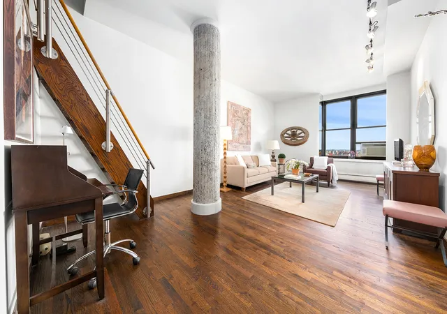 House for sale at 250 Mercer St #B1602, New York, NY 10012 | MLS# RLS20093227 | Listing updated on 2026-05-26