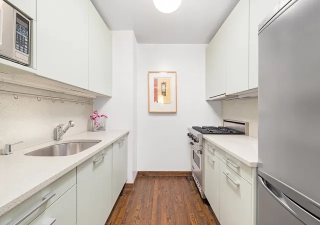 Photo 2 of House for sale at 250 Mercer St #B1602, New York, NY 10012 | MLS# RLS20093227 | Listing updated on 2026-05-26