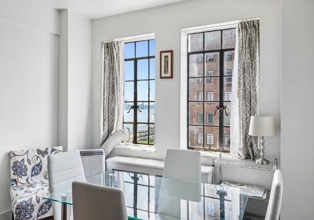 Photo 3 of Sale Pending at 45 Tudor City Pl #1019, New York, NY 10017 | MLS# RLS20093228 | Listing updated on 2026-07-31