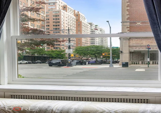 Photo 3 of House for sale at 4 Sutton Pl #1A, New York, NY 10022 | MLS# RLS20093266 | Listing updated on 2026-05-26