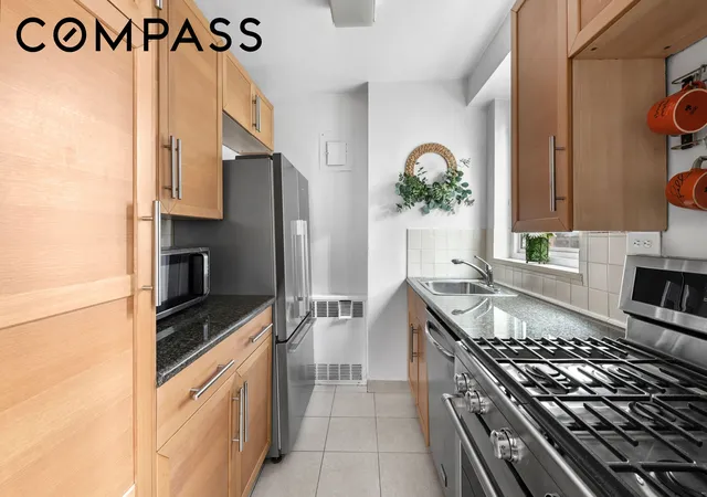 4th image of 411 E 53Rd St #16B, New York, NY 10022 | MLS# RLS20091854