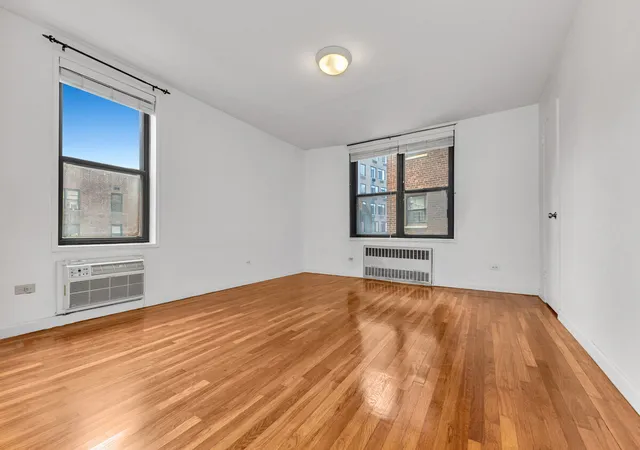 5th image of 63-95 Austin St #2G, Rego Park, NY 11374 | MLS# RLS20093289