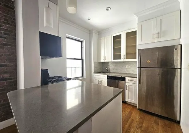 2nd image of 21 28 35th St #2-G, Astoria, NY 11105 | MLS# RLS20093342