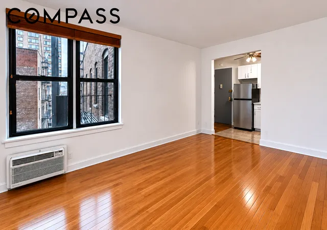 Homes for sale in New York, NY | 4 W 101St St, New York, NY 10025