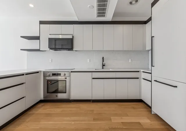 3rd image of 197 Pulaski St #PHB, New York City, NY 11206 | MLS# RLS20093390