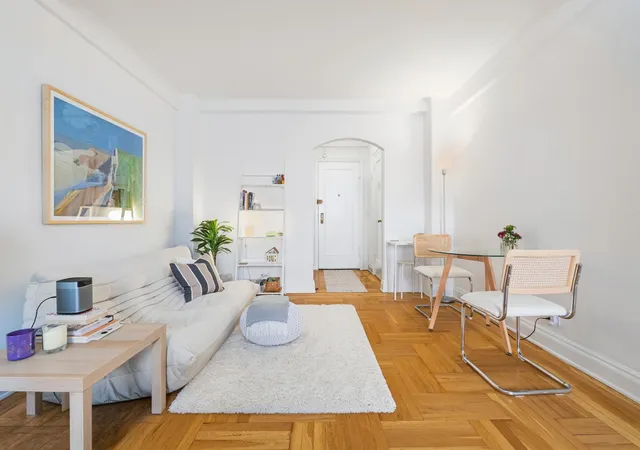 5th image of 245 E 72Nd St #8-H, New York, NY 10021 | MLS# RLS20093413