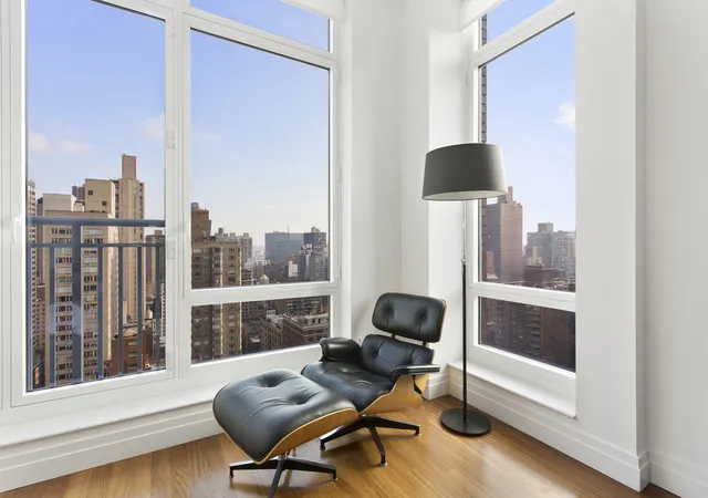2nd image of 45 Park Ave #PH03, New York, NY 10016 | MLS# RLS20093507