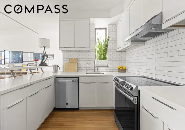 Photo 3 of Sale Pending at 168 Sterling Pl #4L, New York City, NY 11217 | MLS# RLS20093543 | Listing updated on 2026-06-22