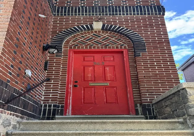 Photo 4 of Multi family home for sale at 363 W 261st Street, New York City, NY 10471 | MLS# RLS20093610 | Listing updated on 2026-05-29