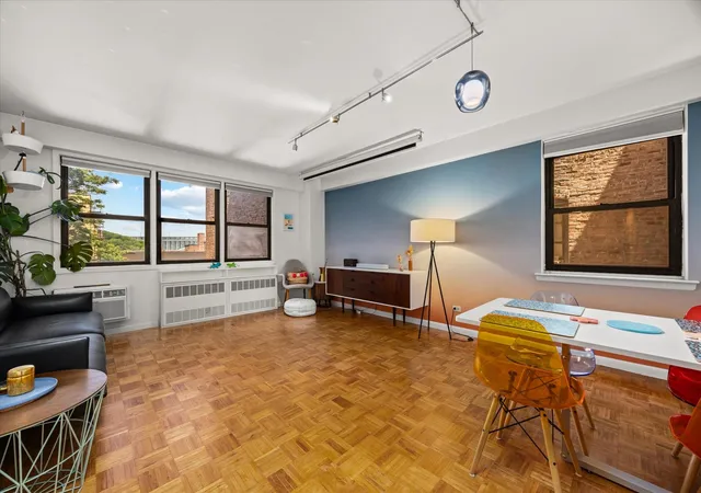 Homes for sale in New York City, NY | 579 W 215Th St #5-C, New York City, NY 10034 | MLS# RLS20093681