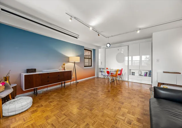 Homes for sale in New York City, NY | 579 W 215Th St #5-C, New York City, NY 10034 | MLS# RLS20093681