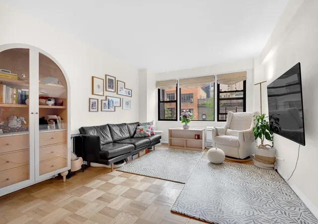 Homes for sale in New York City, NY | 345 E 52Nd St #7H, New York City, NY 10022 | MLS# RLS20093787