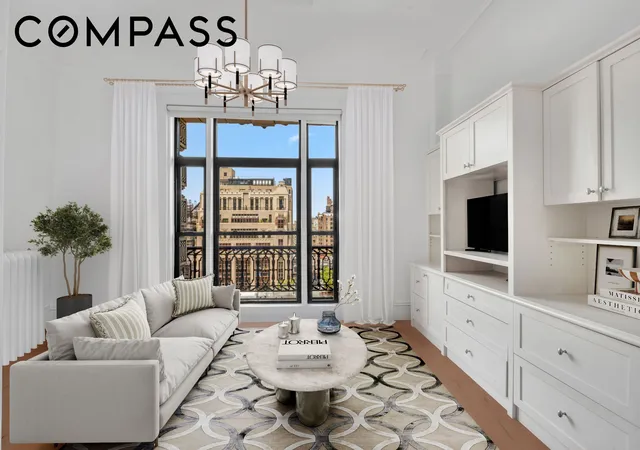 Homes for sale in New York, NY | 140 W 69Th St, New York, NY 10023