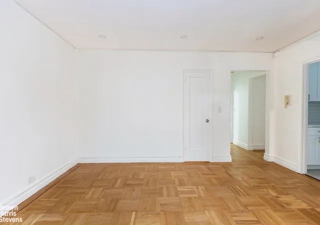 5th image of 3215 Netherland Ave #1C, New York City, NY 10463 | MLS# RLS20093913