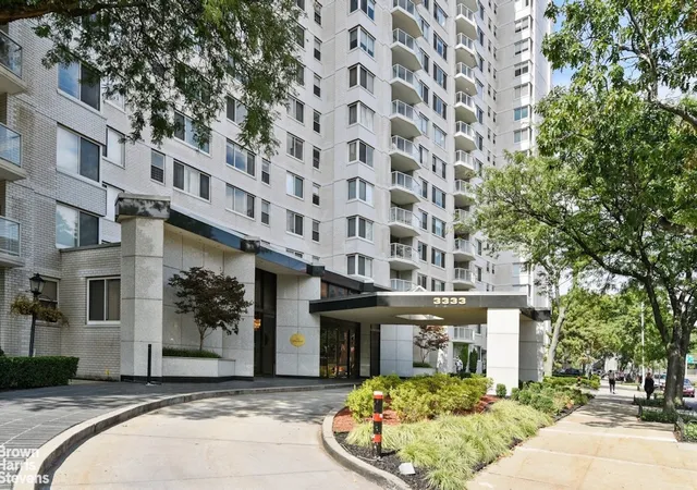 8th image of 3333 Henry Hudson Pkwy #18C, New York City, NY 10463 | MLS# RLS20094085