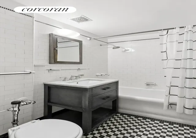 5th image of 161 W 16Th St #16I, New York City, NY 10011 | MLS# RLS20094097
