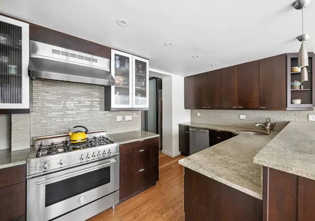 Photo 3 of Sale Pending at 140 W End Ave #11CD, New York, NY 10023 | MLS# RLS20094133 | Listing updated on 2026-07-09