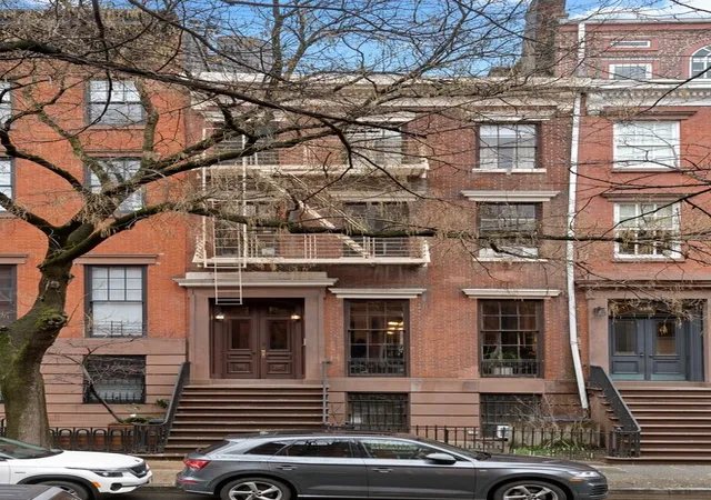 Photo 1 of Single family home for sale at 325 W 22nd Street #TH, New York, NY 10011 | MLS# RLS20094135 | Listing updated on 2026-05-28