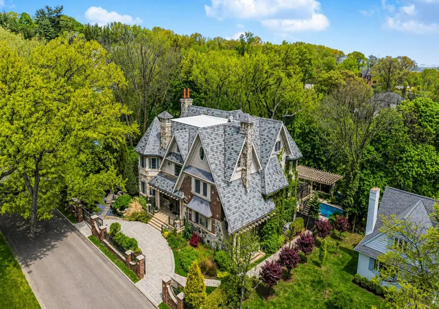 2nd image of 125 Benedict Rd, Staten Island, NY 10304 | MLS# RLS20094140