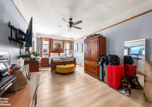 3rd image of 1040 Carroll St, New York City, NY 11225