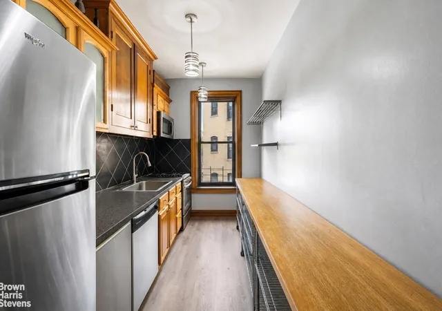 5th image of 1040 Carroll St #4J, New York City, NY 11225 | MLS# RLS20091256