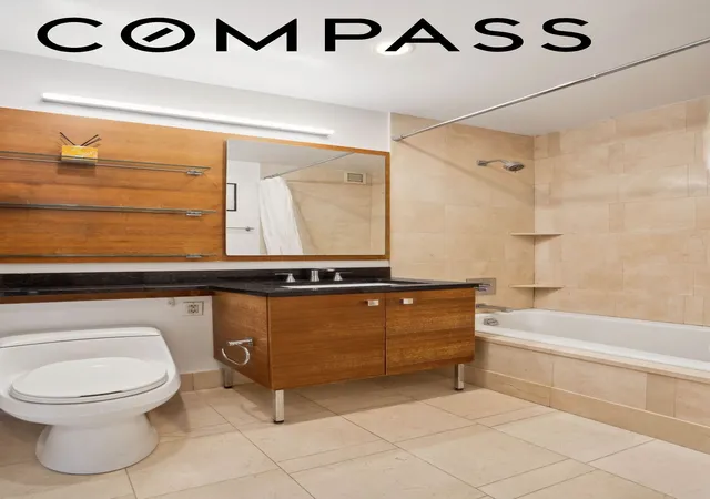 Photo 3 of House for sale at 120 Riverside Blvd #3R, New York, NY 10069 | MLS# RLS20094179 | Listing updated on 2026-07-16
