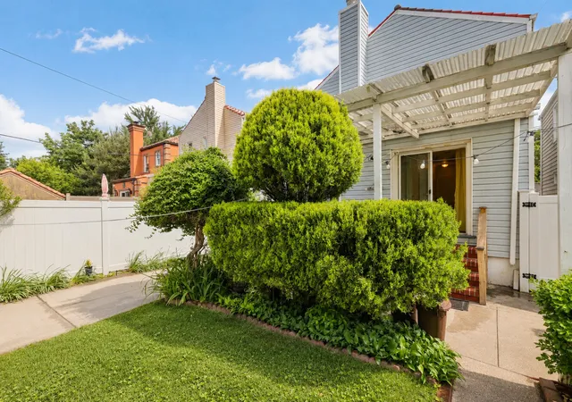 Photo 3 of Single family home for sale at 46-35 190th Street, Flushing, NY 11358 | MLS# RLS20094263 | Listing updated on 2026-05-31