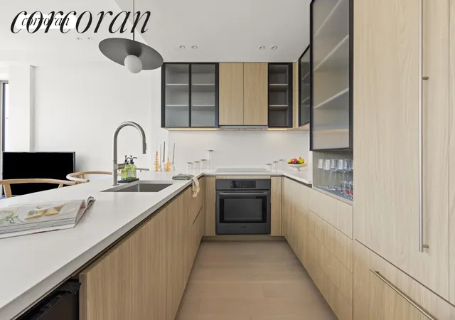 5th image of 174 Eagle St, New York City, NY 11222