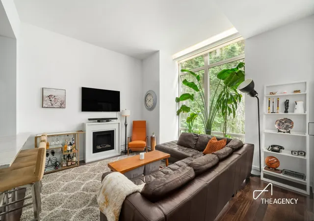 2nd image of 130 W 19th St #THD, New York, NY 10011 | MLS# RLS20094424