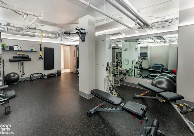 16th image of 350 W 53rd St #THG, New York, NY 10019 | MLS# RLS20094435