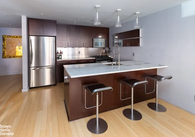 4th image of 350 W 53Rd St #THG, New York, NY 10019 | MLS# RLS20094435