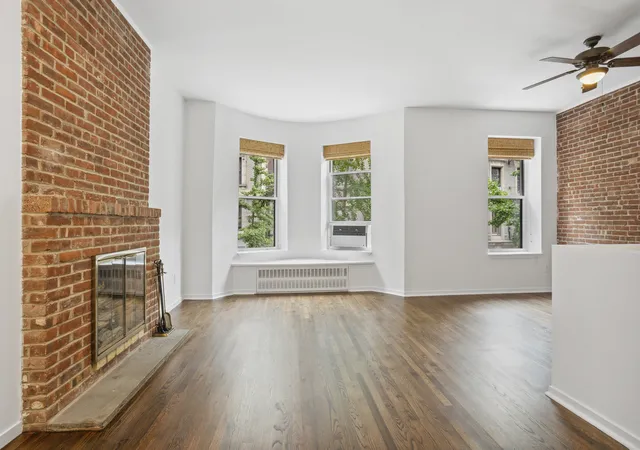 Listing Photo 2 - Condo for sale in building located at 342 W 85Th St, New York City, NY 10024 - Unit #3D