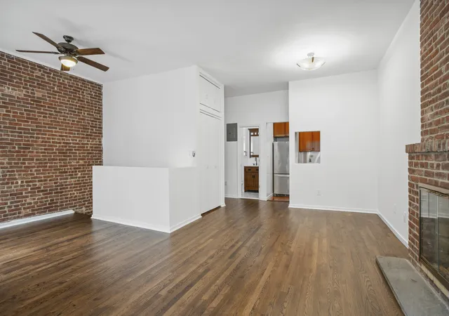 Listing Photo 3 - Condo for sale in building located at 342 W 85Th St, New York City, NY 10024 - Unit #3D
