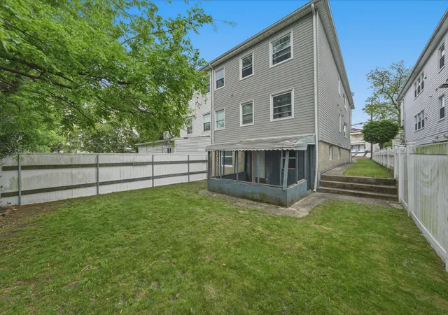 12th image of 10 37 Bay 31st St #2, Far Rockaway, NY 11691 | MLS# RLS20094604