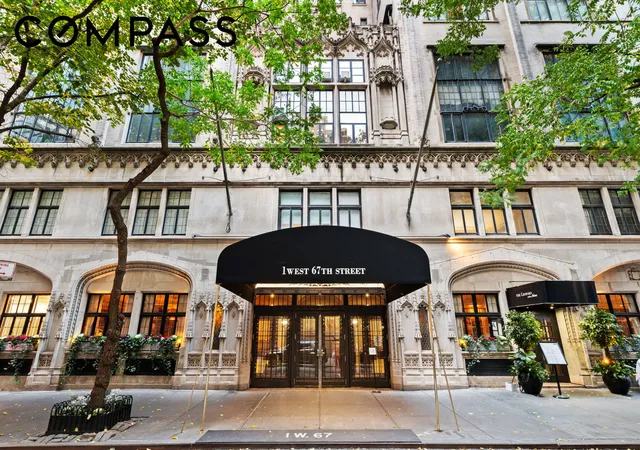 3rd image of 1 W 67Th St, New York City, NY 10023