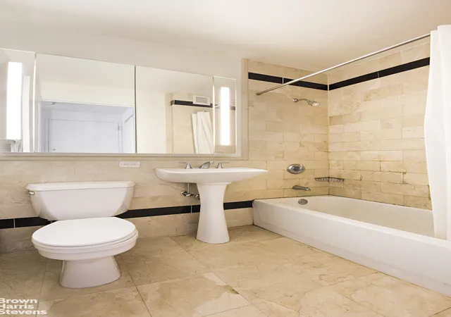 2nd image of 20 West St #40F, New York, NY 10004 | MLS# RLS20094713