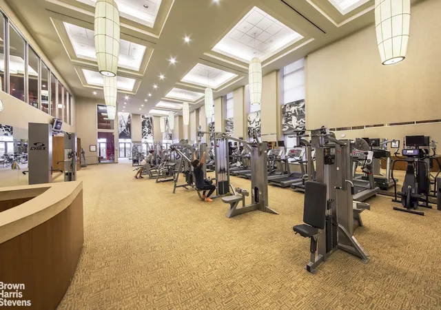 3rd image of 20 West St #40F, New York, NY 10004 | MLS# RLS20094713