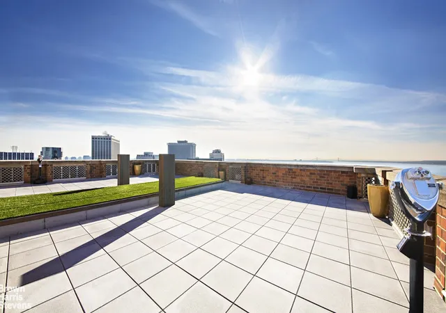 4th image of 20 West St #40F, New York, NY 10004 | MLS# RLS20094713