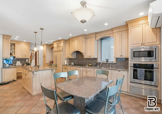 4th image of 2411 Ave M, Brooklyn, NY 11210 | MLS# RLS20094734