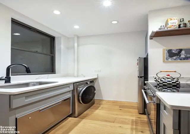 Listing Photo 5 - Condo for sale in building located at 347 E 5Th St, New York City, NY 10003 - Unit #1A