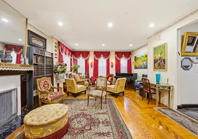2nd image of 511 Argyle Rd, Brooklyn, NY 11218 | MLS# RLS20094776