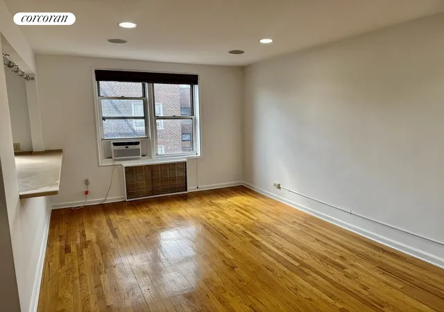 2nd image of 340 Haven Ave #6N, New York, NY 10033 | MLS# RLS20094847