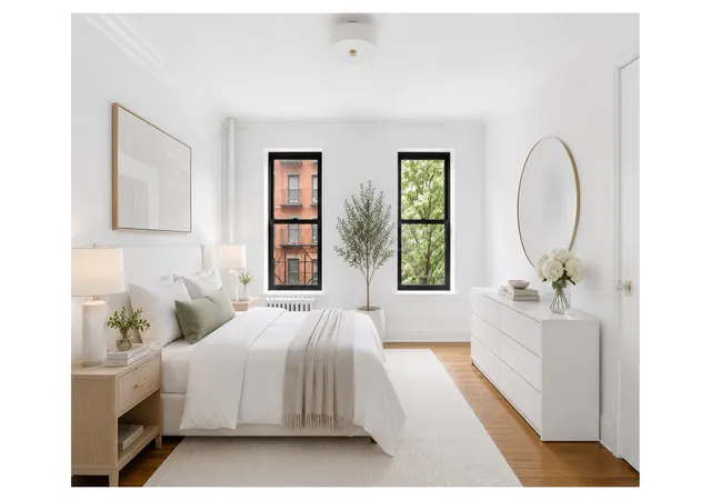 3rd image of 212 E 84Th St, New York City, NY 10028