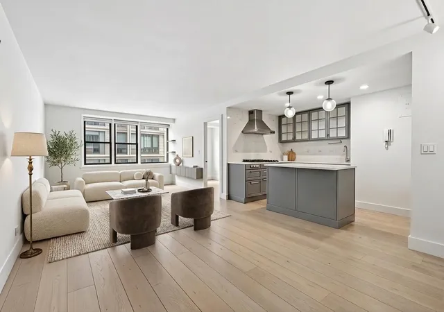 Photo 1 of Sale Pending at 201 E 21st Street #11R, New York, NY 10010 | MLS# RLS20095066 | Listing updated on 2026-08-28